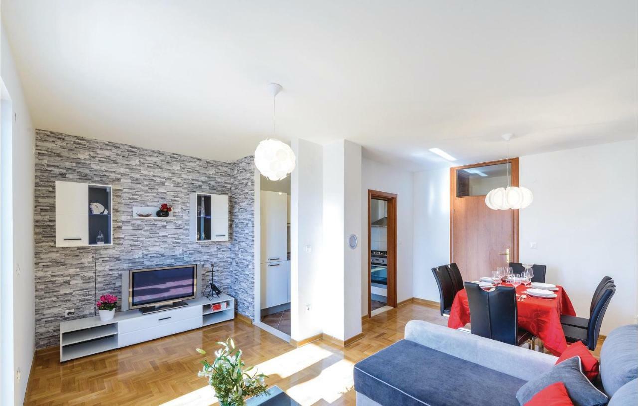 Nice Apartment In Cavtat With Wifi Extérieur photo